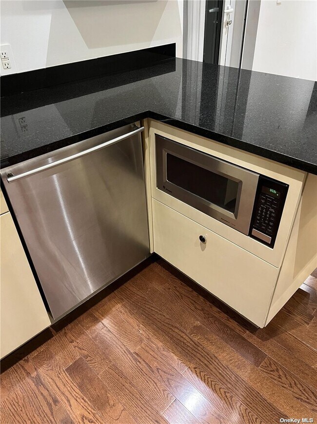 Foto del edificio - 110 Kent St