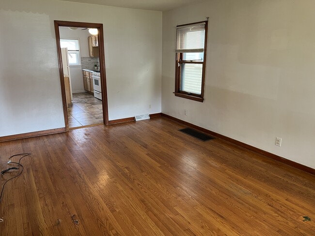 Building Photo - 7137 McCook Ave