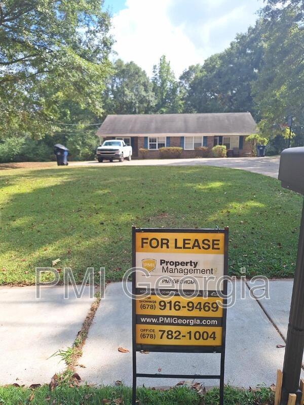 Primary Photo - 230 Powder Springs St