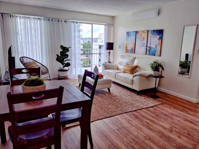 Building Photo - 2575 Kuhio Ave