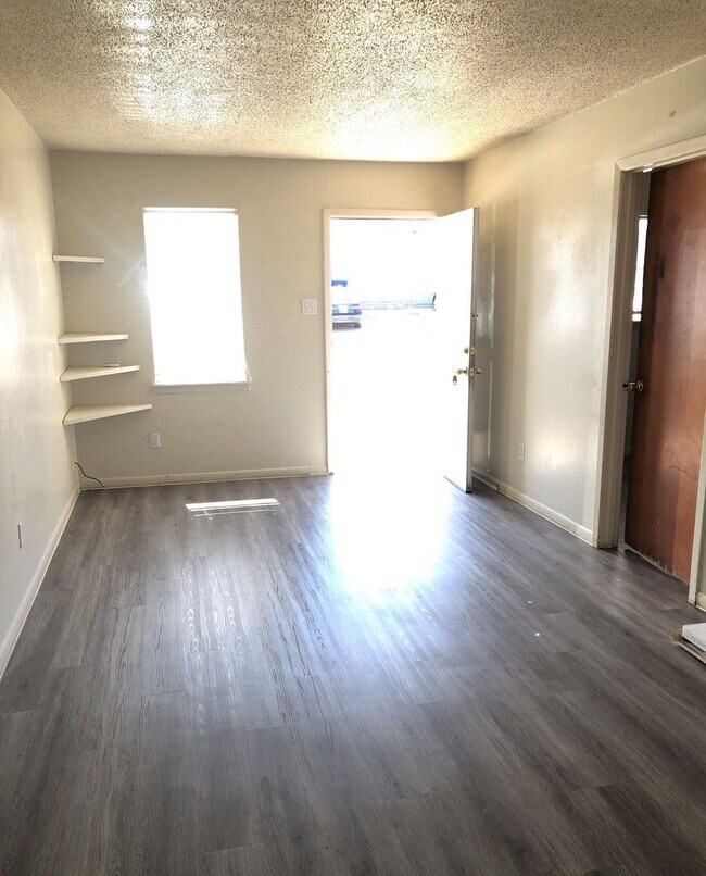 Foto del edificio - 406 Sunset Ln