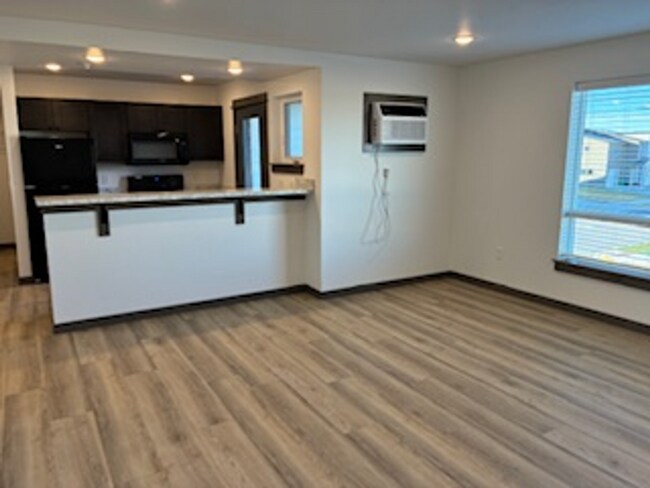 Foto del edificio - 1200 Abigail Ln