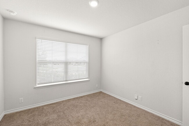 Photo - 165 Kakapo Dr (San Antonio, TX) House
