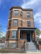 Building Photo - 6601 S Langley Ave