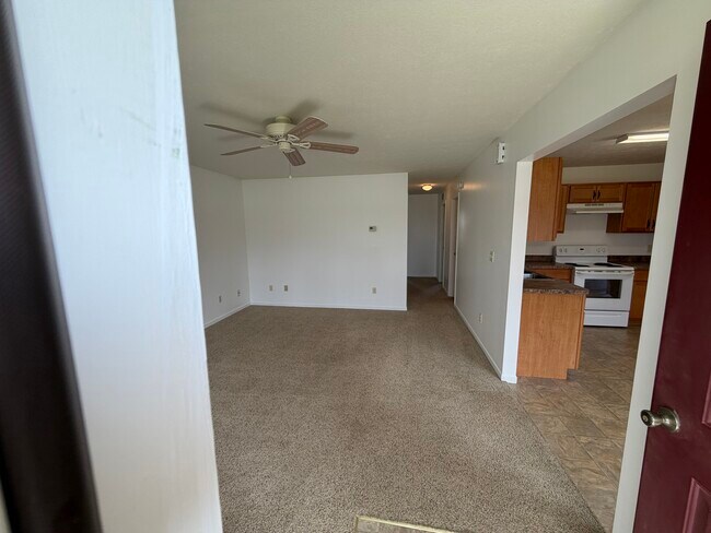 Foto del edificio - 346 Maplewood Dr