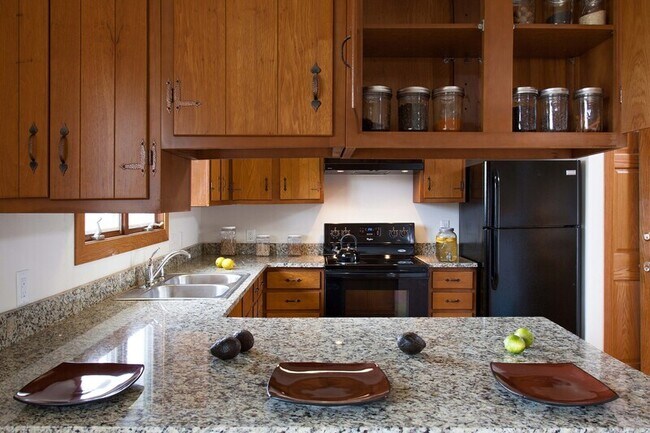 Foto del edificio - 486 Tracey Ln