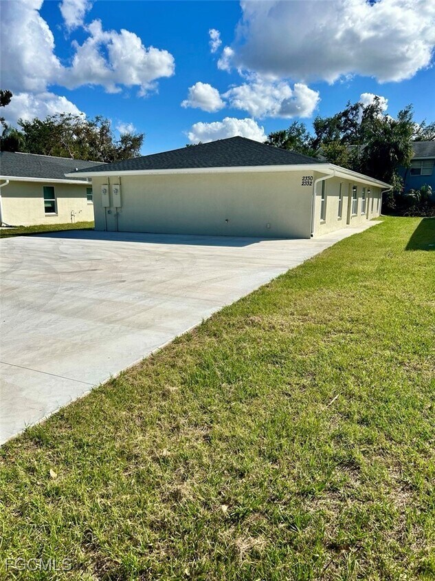 Foto del edificio - 2330-2332 Hoople St