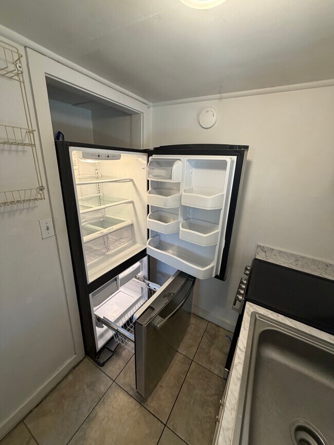 Foto del edificio - 209 Strawberry Ln