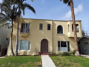 Building Photo - 751 N Edinburgh Ave