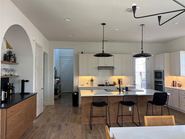 Foto del edificio - 9204 Apogee Blvd