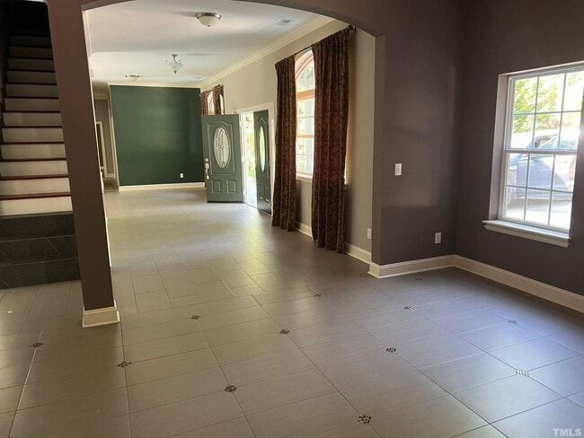 Building Photo - 51 Blue Grass Trail