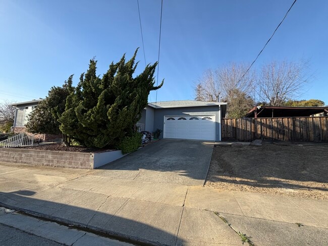 Building Photo - 4806 Lodi Way