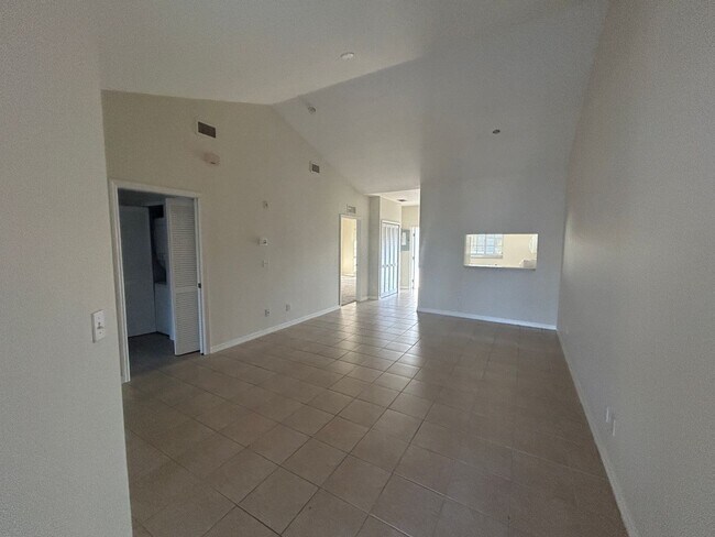 Foto del edificio - 3/2 Condo off Six Mile Cypress