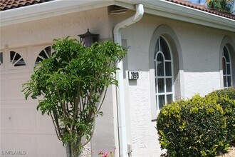 Building Photo - 20919 Villareal Way