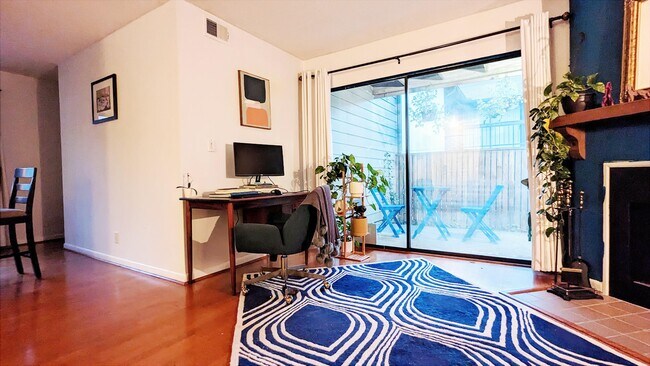 Foto del edificio - 24 Finch Trl NE