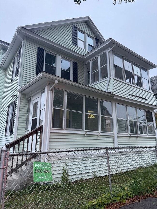 Kenyon Street - Kenyon Street Apartment