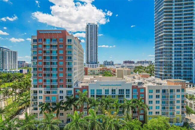 Foto del edificio - 2000 N Bayshore Dr