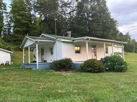 Primary Photo - 172 Carson Creek Rd