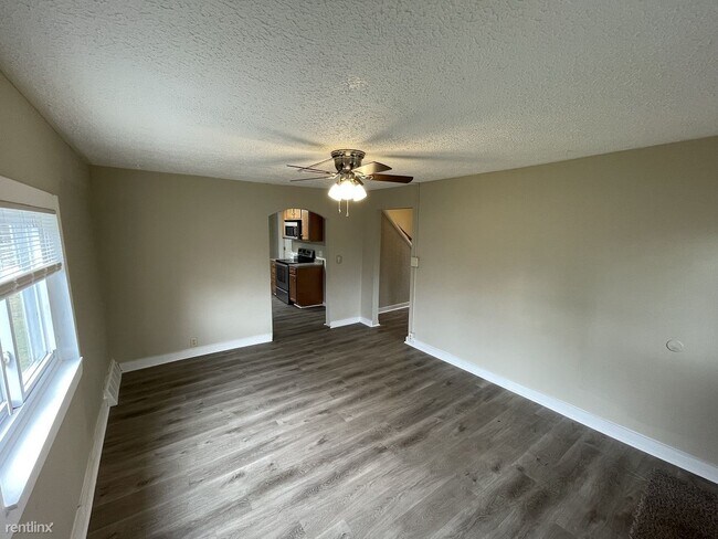 Foto del edificio - 3 br, 1 bath House - 2418 Dunlap St