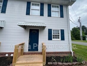 Building Photo - 152 Gray Station Rd