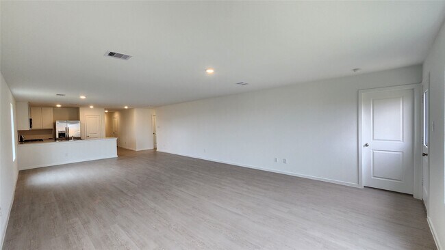 Foto del edificio - 16231 Domestic Dove Wy