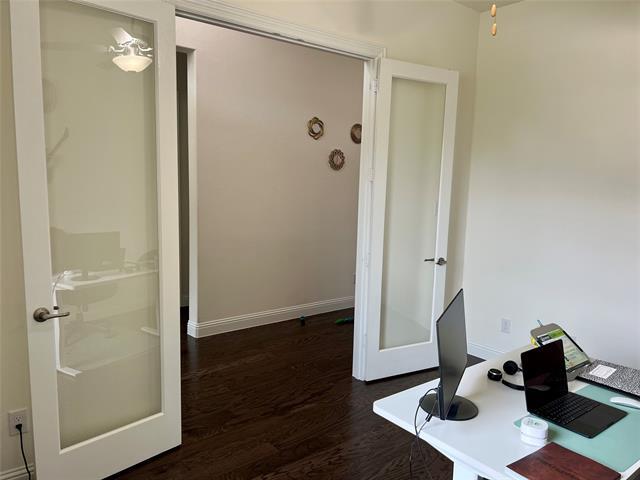 Foto del edificio - 17220 Eastbrook Dr