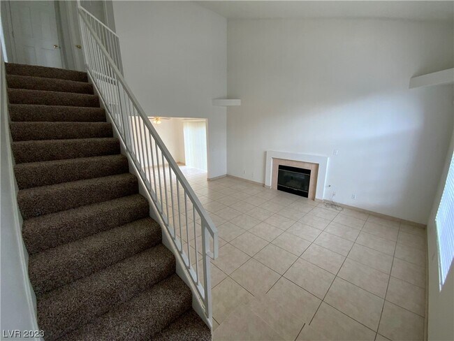 Foto del edificio - 2608 Giant Redwood Ave