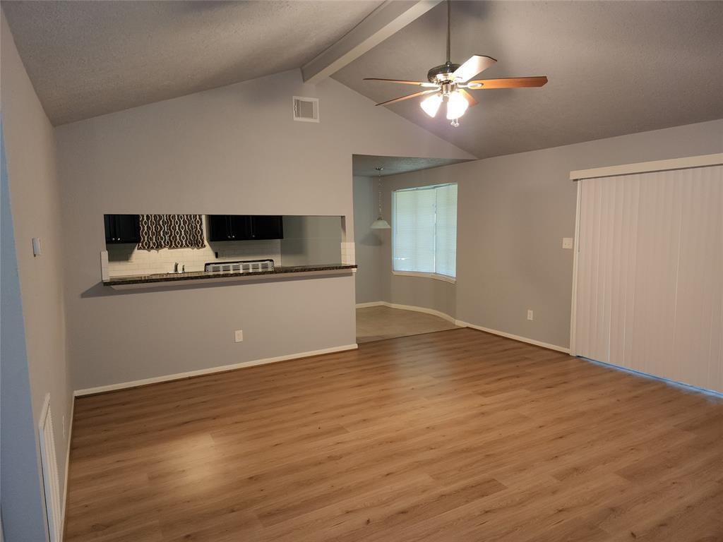 Foto principal - 10911 Sagecrest Ln