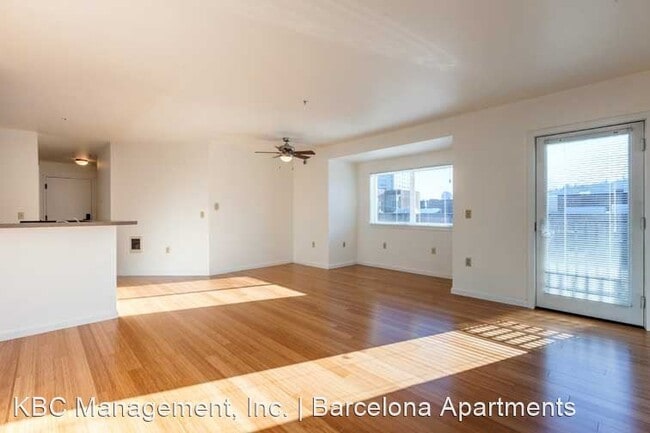 Building Photo - 1 br, 1 bath Apartment - 210 NW 20th Ave 2...