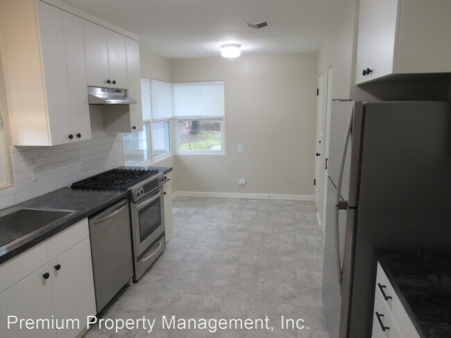 Building Photo - 3 br, 1.5 bath House - 825 West Vista Ave S