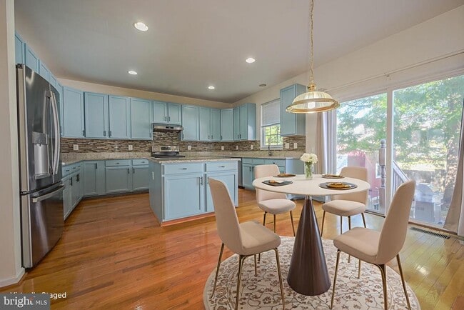 Building Photo - 8324 Tenbrook Dr