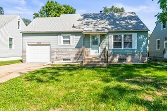 Building Photo - 2609 S Crawford St