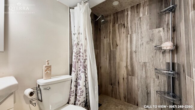 Photo du bâtiment - 600 Bradley Dr