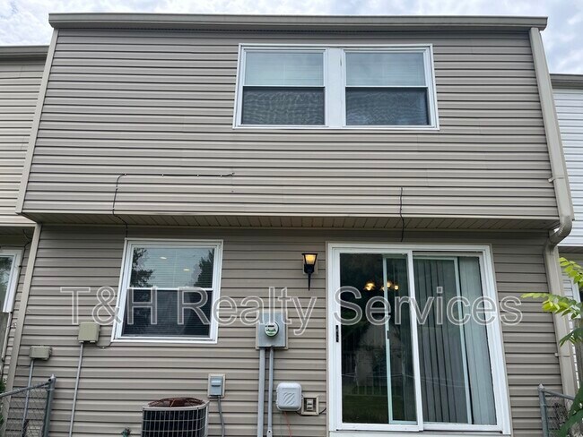 Building Photo - 5078 Donner Ln