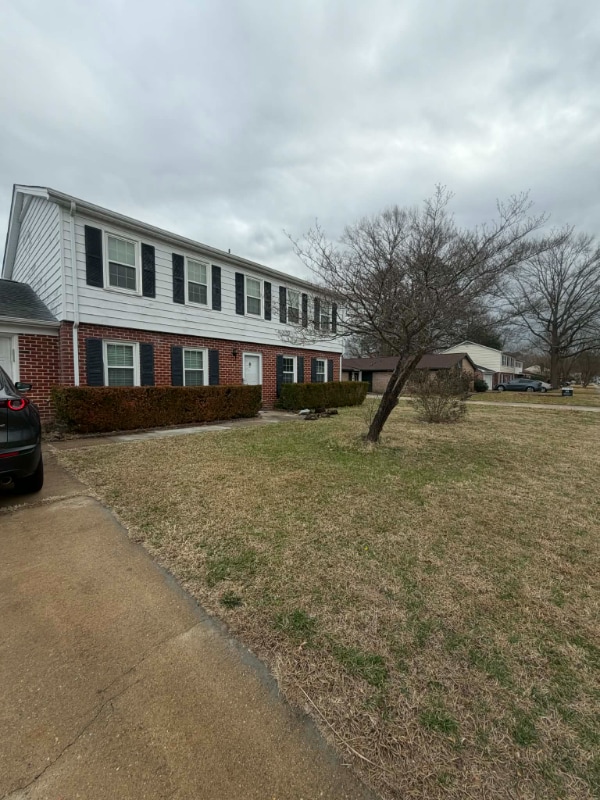 Building Photo - 224 Commodore Dr