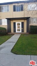 Building Photo - 4121 Santo Tomas Dr
