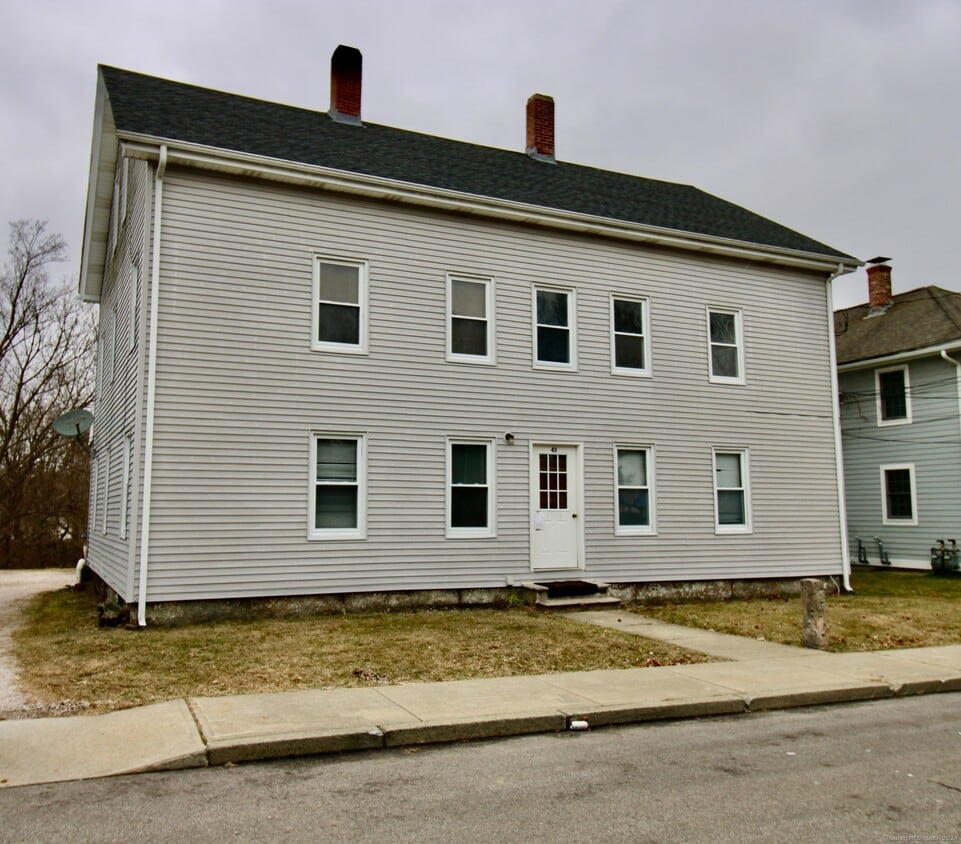 Primary Photo - 43 Garden St