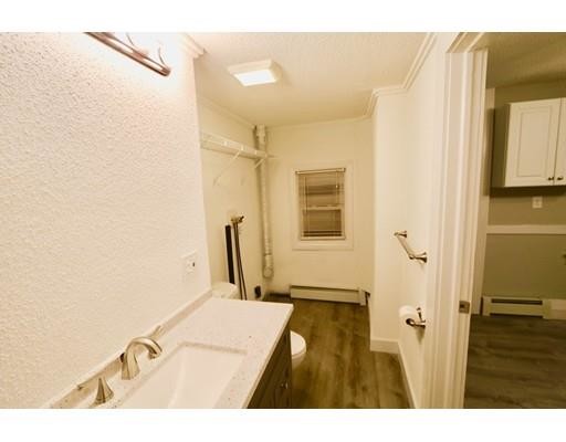 Foto del edificio - 671 Springfield St