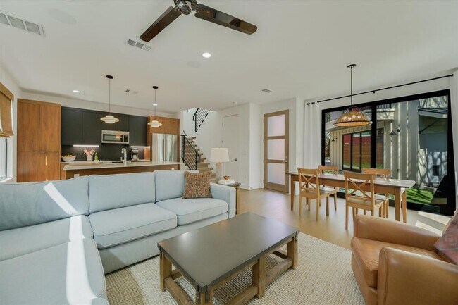 Foto del edificio - 907 Redd St