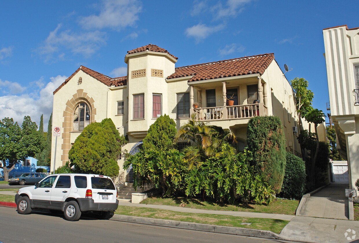 Foto del edificio - 464 N Curson Ave