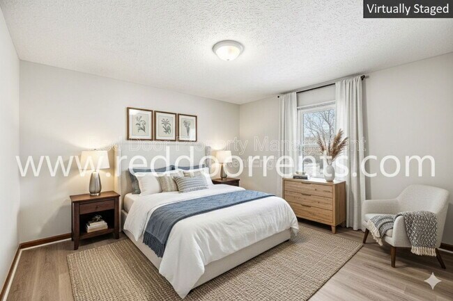 Building Photo - 7694 Prairieview Dr