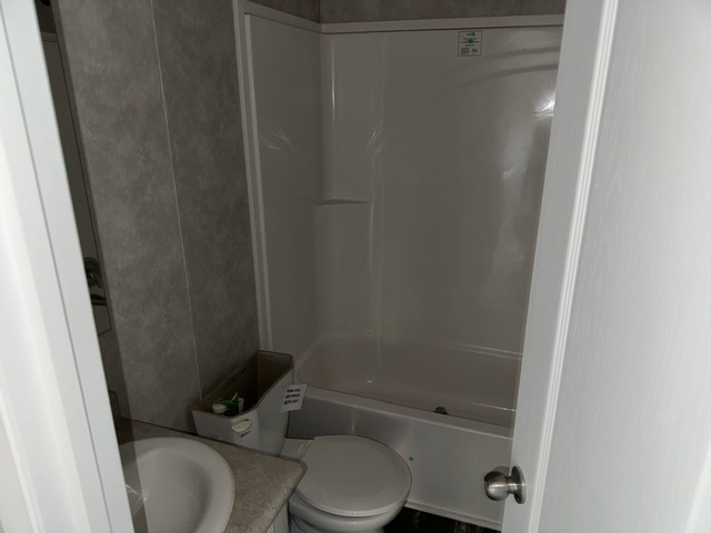 Building Photo - 414 Abens Ave