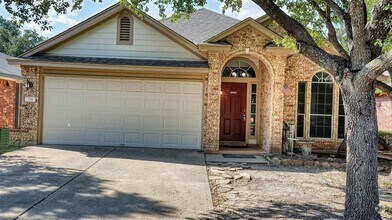 Building Photo - 711 House Creek Dr