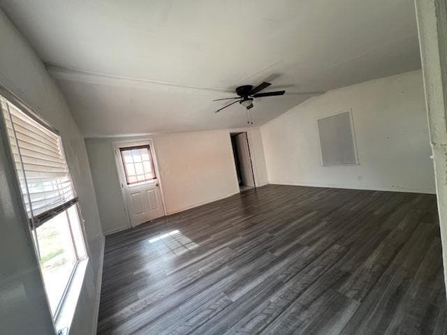 Foto del edificio - 230 Cody Ln