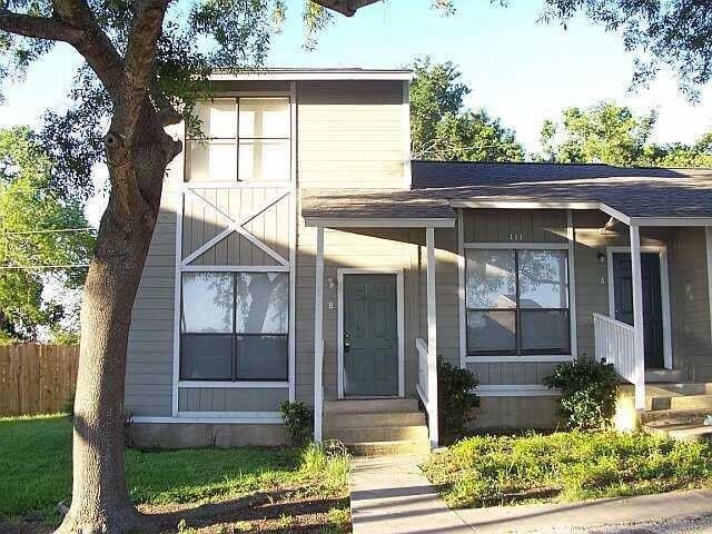 Foto principal - 111 Hillside Dr
