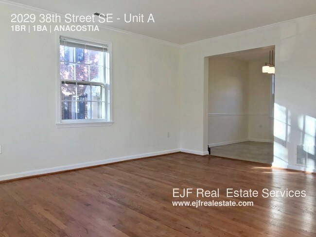 Foto del edificio - 2029 38th St SE