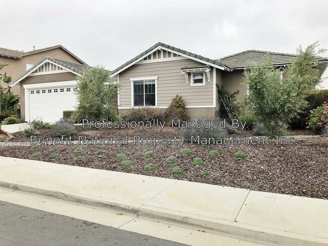 Building Photo - 32290 Daisy Dr
