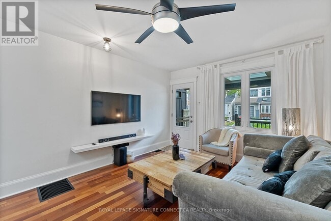 Photo du bâtiment - 7 Norway Ave