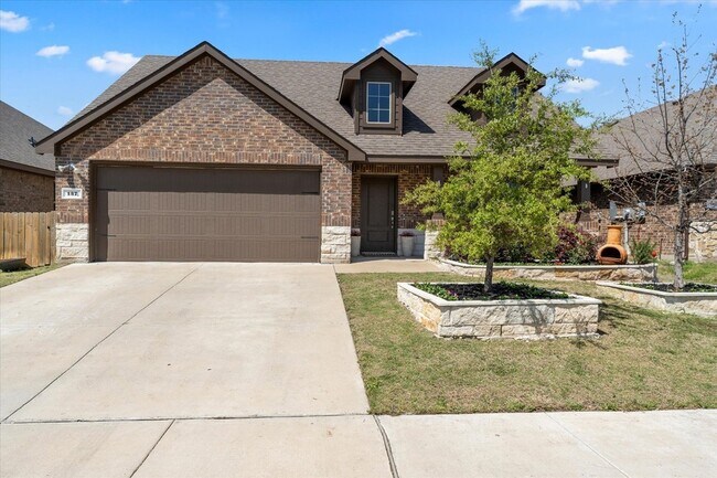 Foto del edificio - 137 Red Hickory Dr