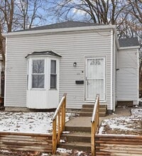Building Photo - 522 N 29th St